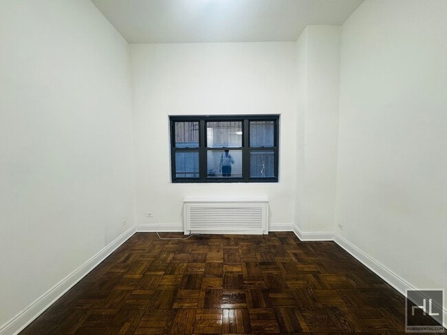 Building Photo - EAST 35 STREET