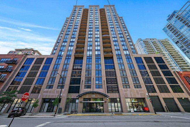 Building Photo - 435 W Erie St