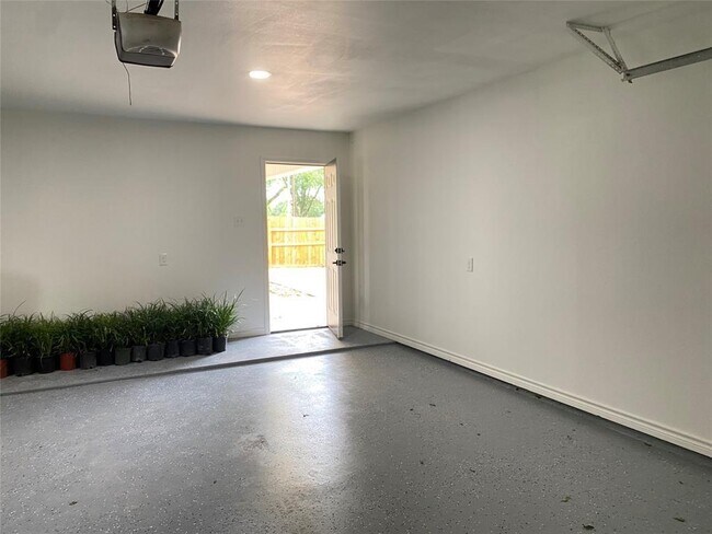 Foto del edificio - 3907 Quail Cir