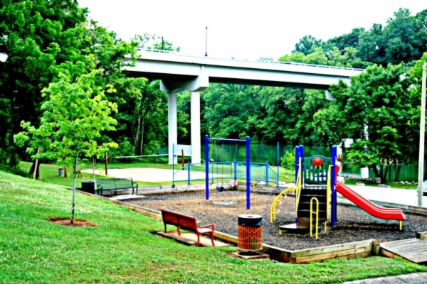 Park across the river - 212 Westwood Dr