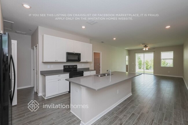 Foto del edificio - 7610 Ashcroft Dr