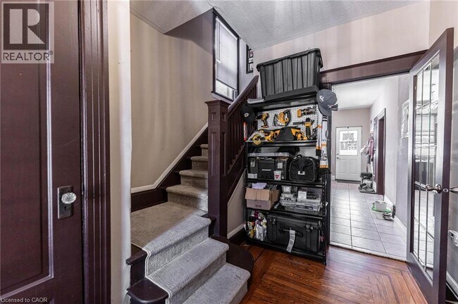 Photo du bâtiment - 41 Carrick Ave