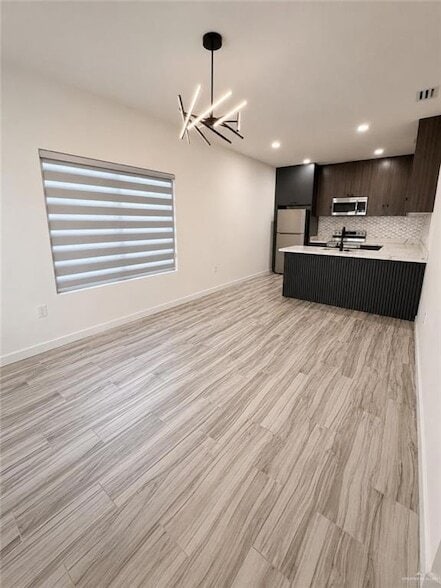 Building Photo - 2802 Stablewood