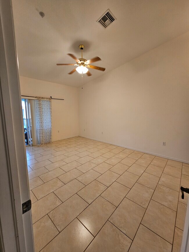 Foto del edificio - 12515 McGregor Blvd