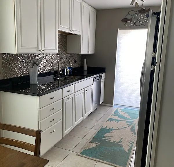 Building Photo - Fully Furnished Clearwater Pool Home | Utilities Included