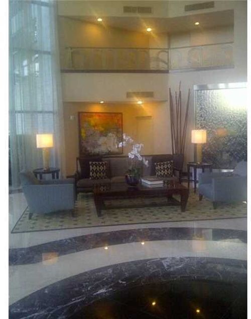 Foto del edificio - 19101 Mystic Pointe Dr