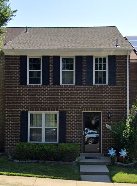 Foto principal - 3805 Ferrara Dr