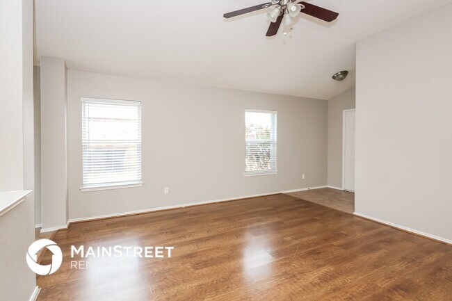Foto del edificio - 4701 Sea Ridge Dr