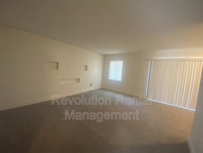 Building Photo - 4809 S Texas Ave