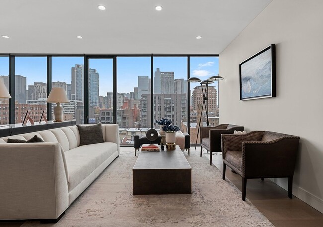 Foto del edificio - 366 W Superior St