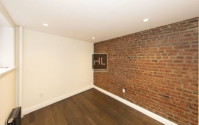 Building Photo - 27 Loisaida Ave