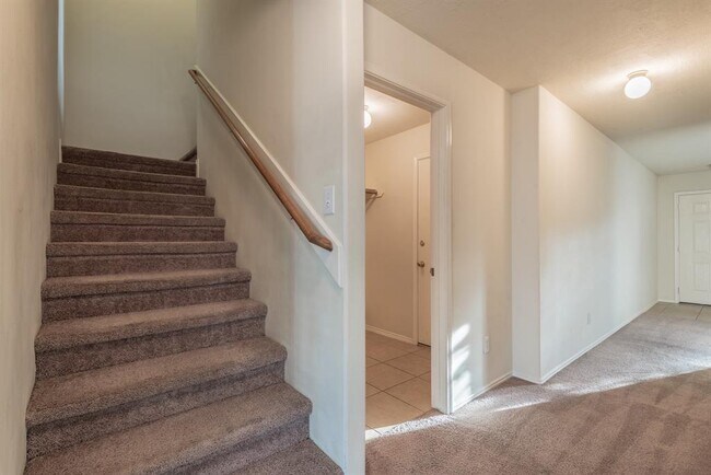 Building Photo - 2918 Morton Cove Ln