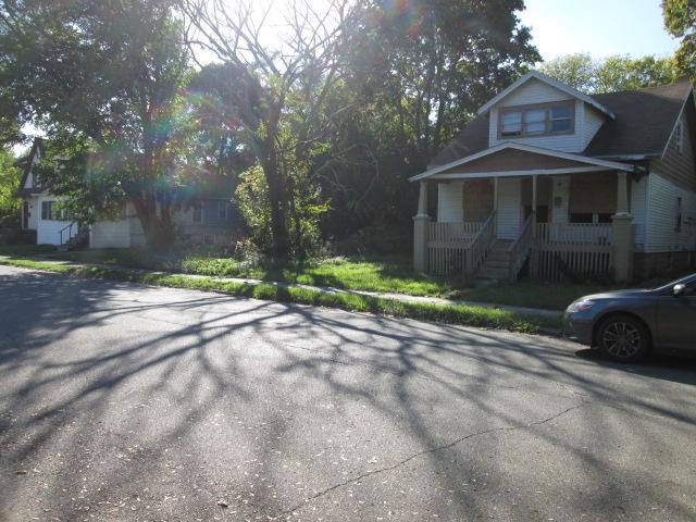 Building Photo - 20260 Exeter St