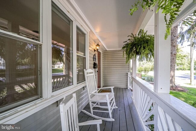 Foto del edificio - 4038 Maple St