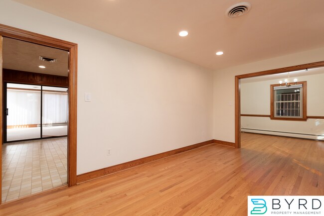 Foto del edificio - 2144 Skipwith Rd