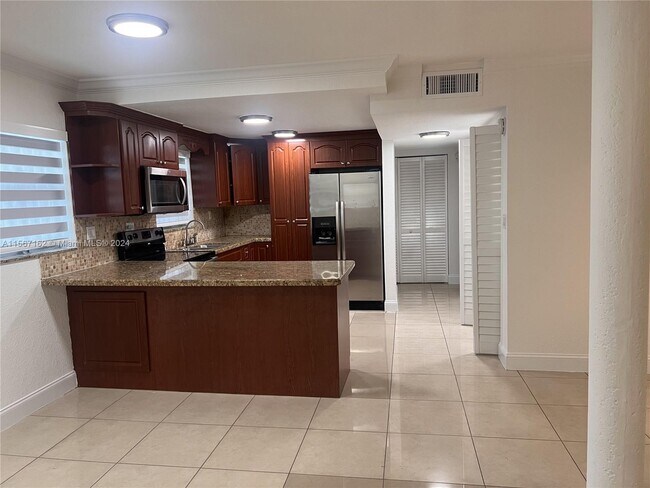 Foto del edificio - 200 NW 87th Ave