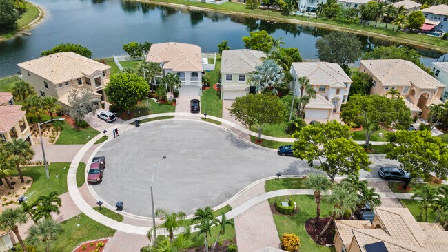 Building Photo - 2253 Balsan Way