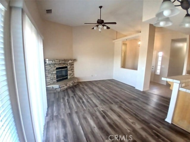 Foto del edificio - 14075 Driftwood Dr