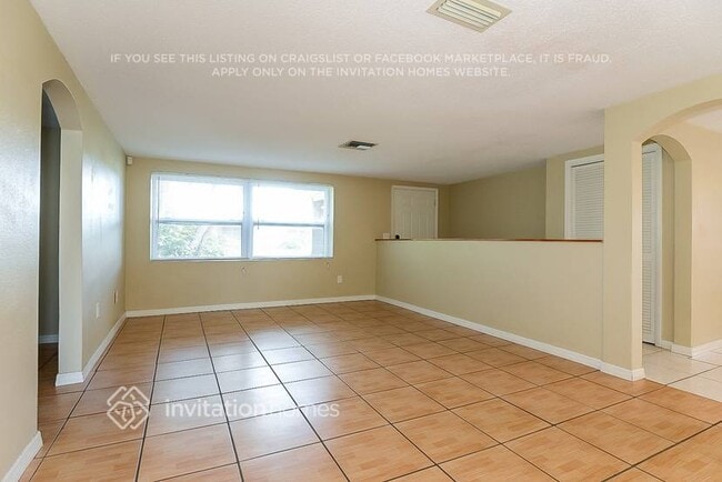Building Photo - 1741 Dartmouth Dr