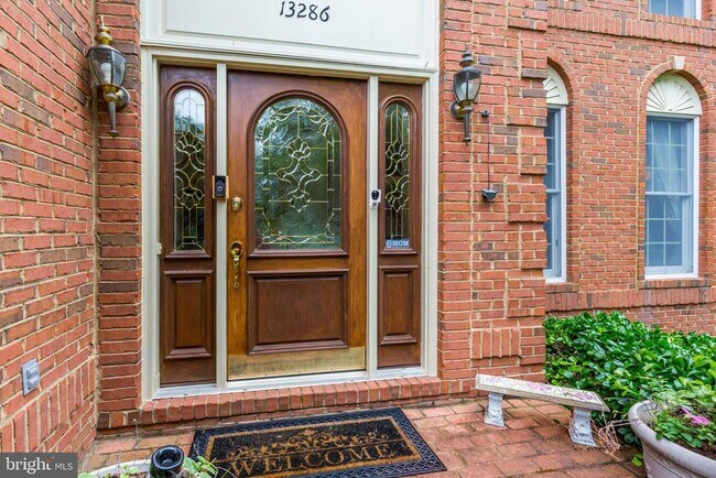 Foto del edificio - 13286 Holly Meadow Ln