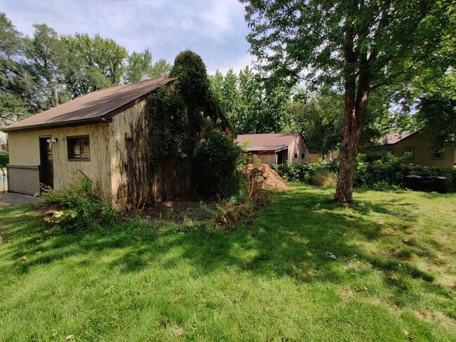Building Photo - 8701 Wentworth Ave S