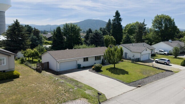 Building Photo - Updated Hayden Rancher on Large Fenced Lot with RV Parking & Fruit Trees