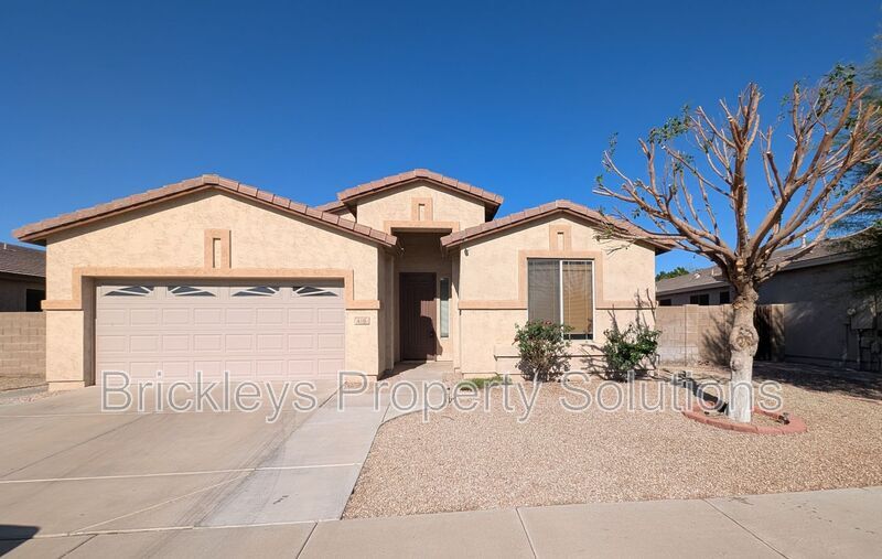 Primary Photo - 410 N Bell Pl