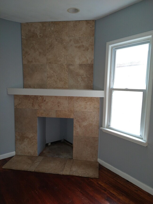 Foto del edificio - 3704 E 118th St