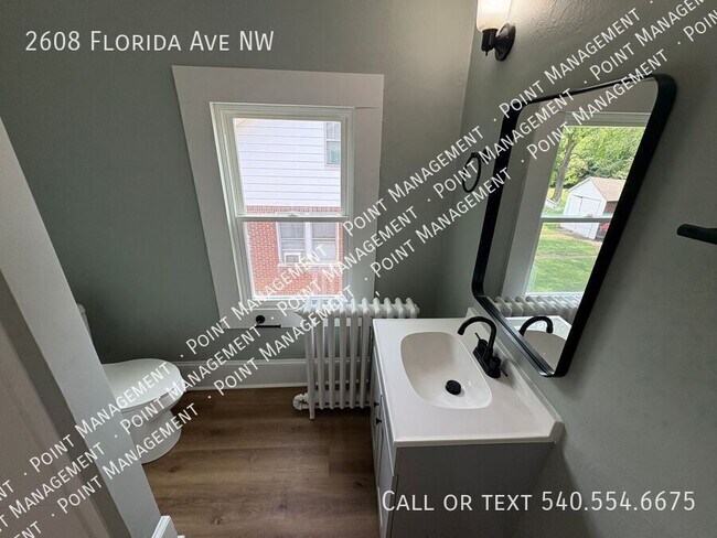 Foto del edificio - 2608 Florida Ave NW