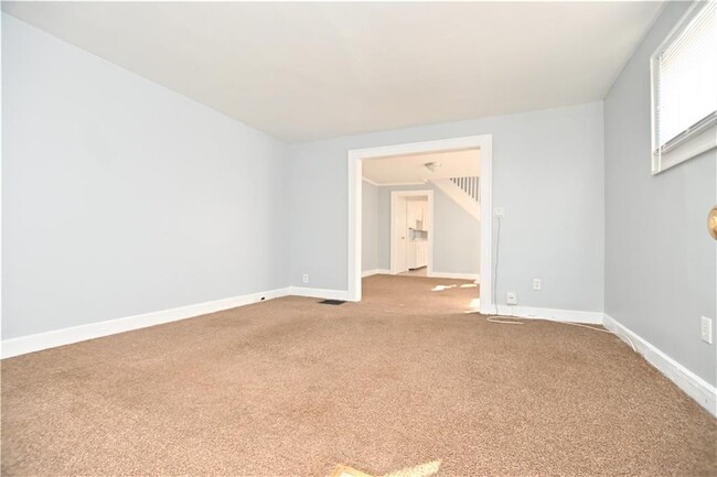 Building Photo - 2317 Coyner Ave