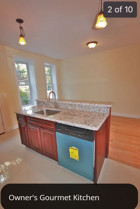 Foto del edificio - 9329 Eldert Ln