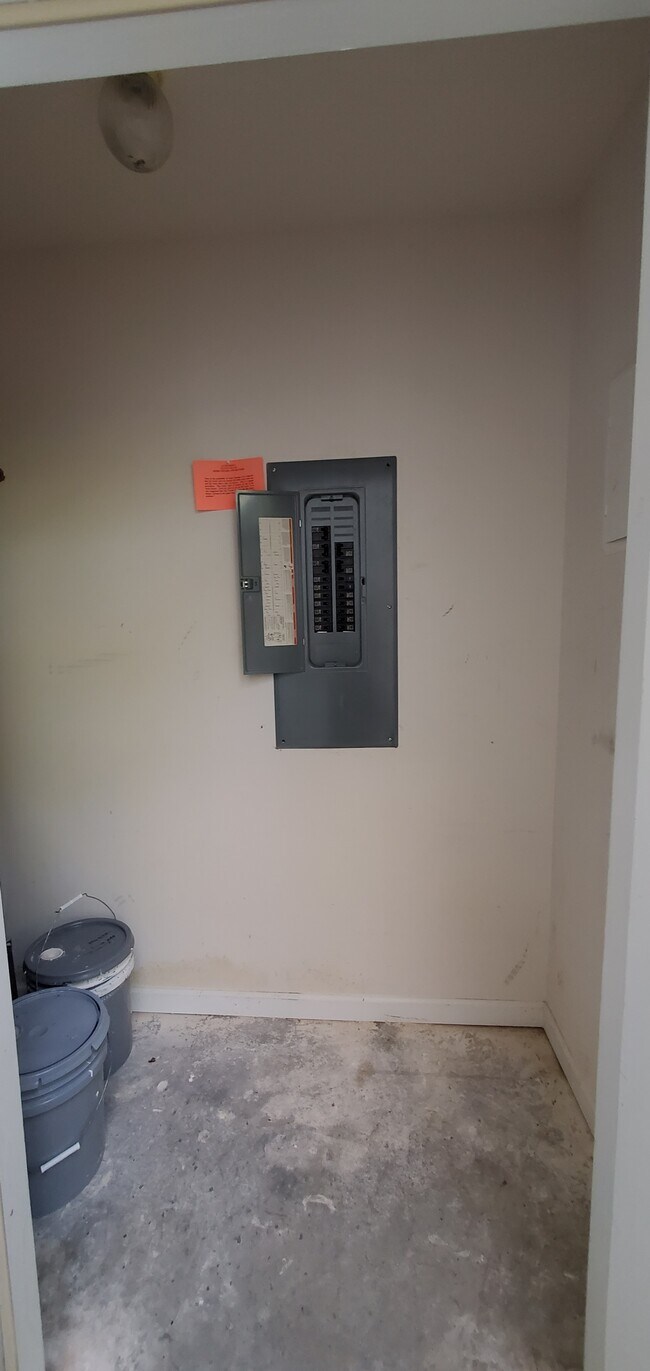 Foto del edificio - 117 Maddux Ln