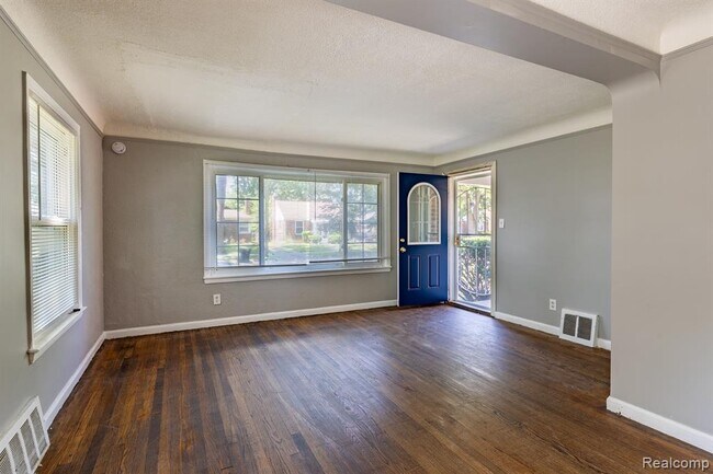 Foto del edificio - 19338 Sussex St