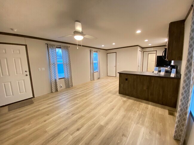 Foto del edificio - 2752 W North Union Rd