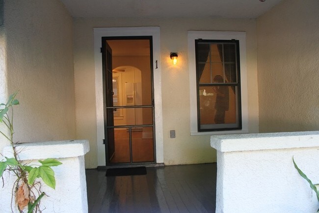 Foto del edificio - 740 Winfree Ave