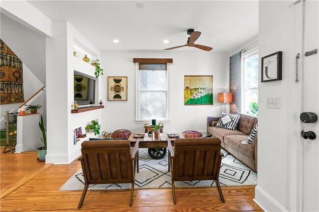 Foto del edificio - 565 Harold Ave NE