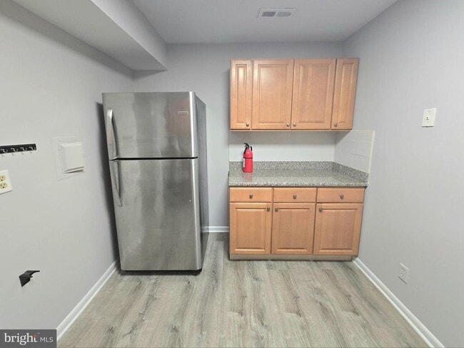 Building Photo - 222 10 Echelon Rd