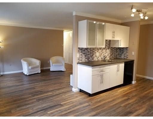 Building Photo - 81 Regency Park Dr