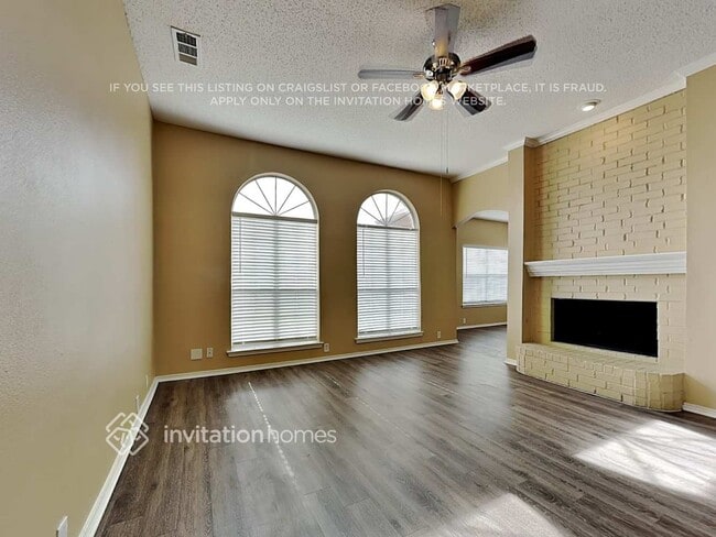 Foto del edificio - 1301 Woodthorpe Dr