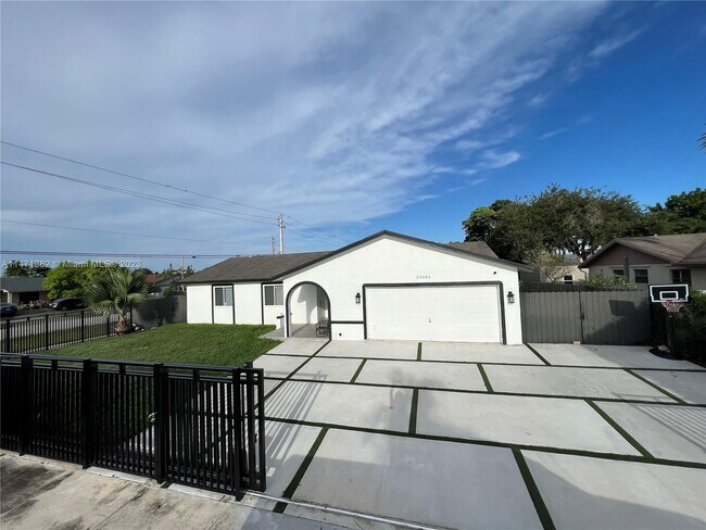 Foto del edificio - 25601 SW 133rd Ct