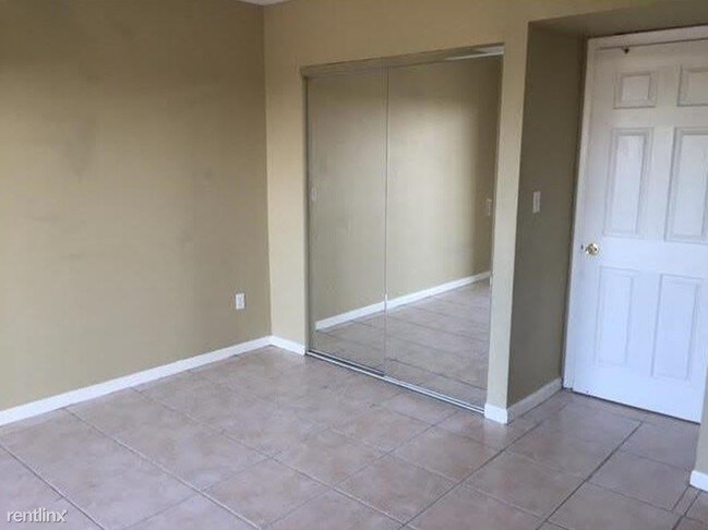Foto del edificio - 2 br, 1 bath Apartment - 7105 W 13th Ave