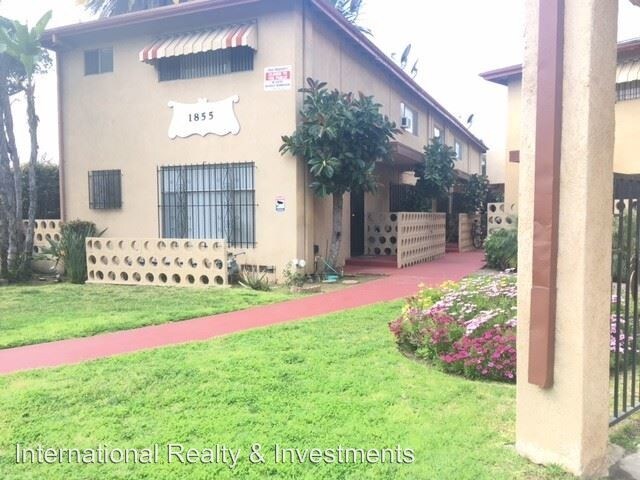 Foto principal - 1855 S Victoria Ave