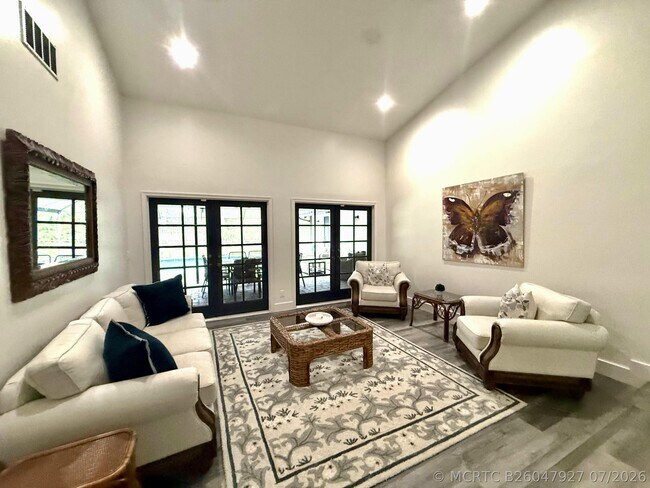 Foto del edificio - 325 Knotty Wood Ln