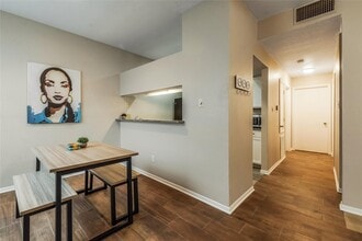 Building Photo - 8055 Cambridge St