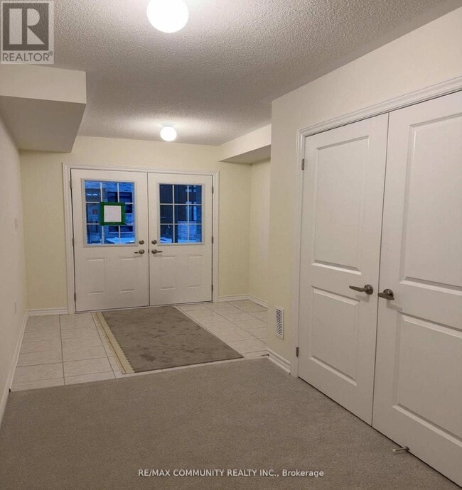 Building Photo - 2634 Apricot Ln