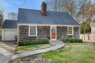 Building Photo - 219 Hollow Tree Ridge Rd