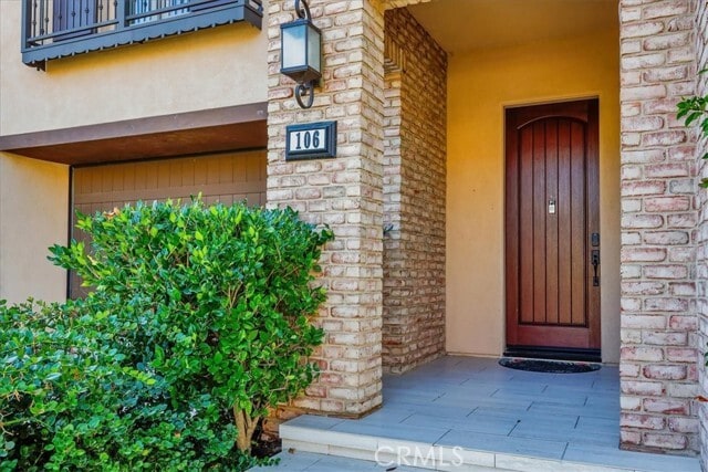 Building Photo - 106 Cordial