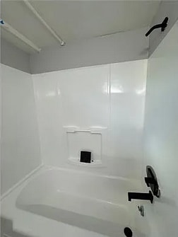 Foto del edificio - 3 Bedroom 2 bathroom