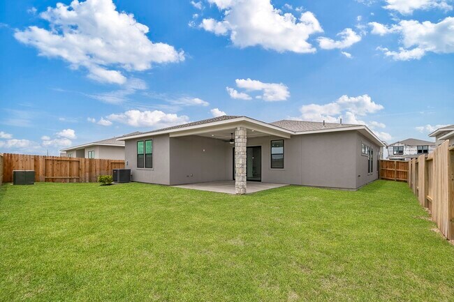 Building Photo - 1911 Drover Ln