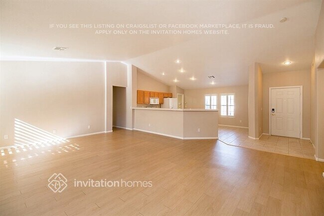 Foto del edificio - 183 Ruby Ridge Ave